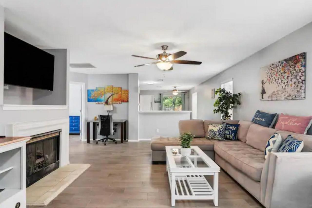 Modern Austin Retreat 15 Min to Downtown & Airport Sir - 3