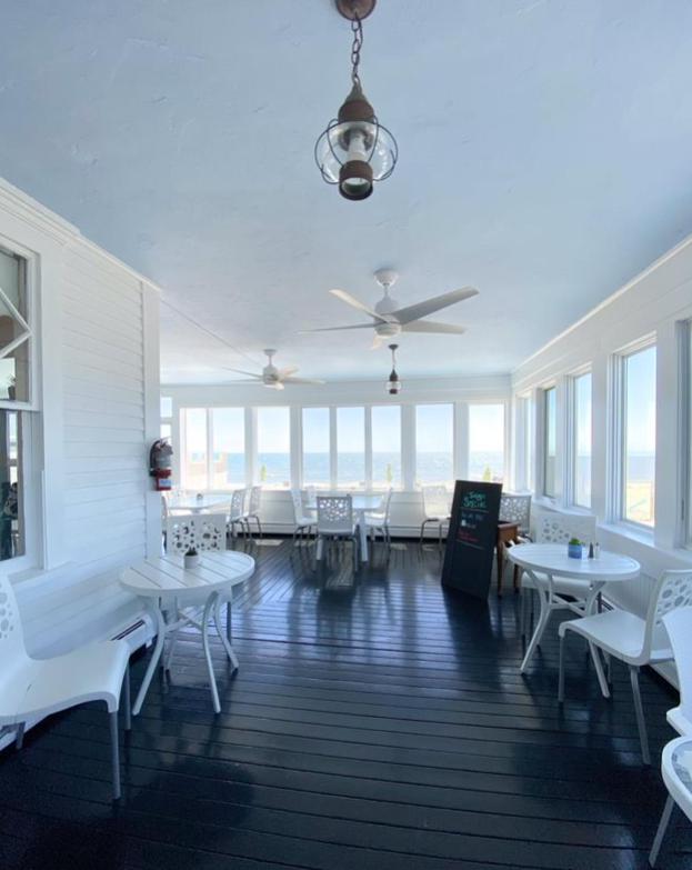By The Sea Guests Bed & Breakfast and Suites — photo 24