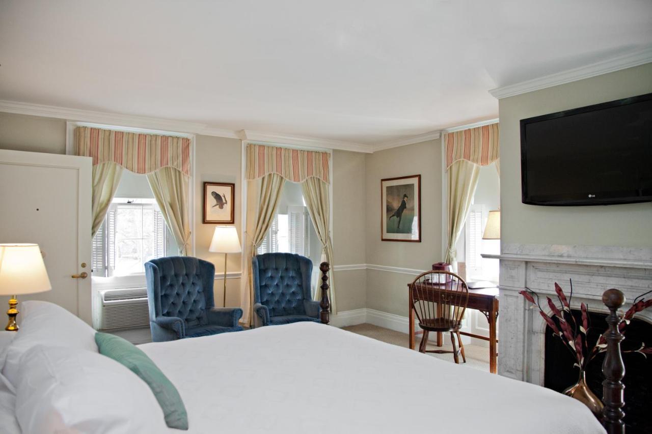 Concord's Colonial Inn — photo 11
