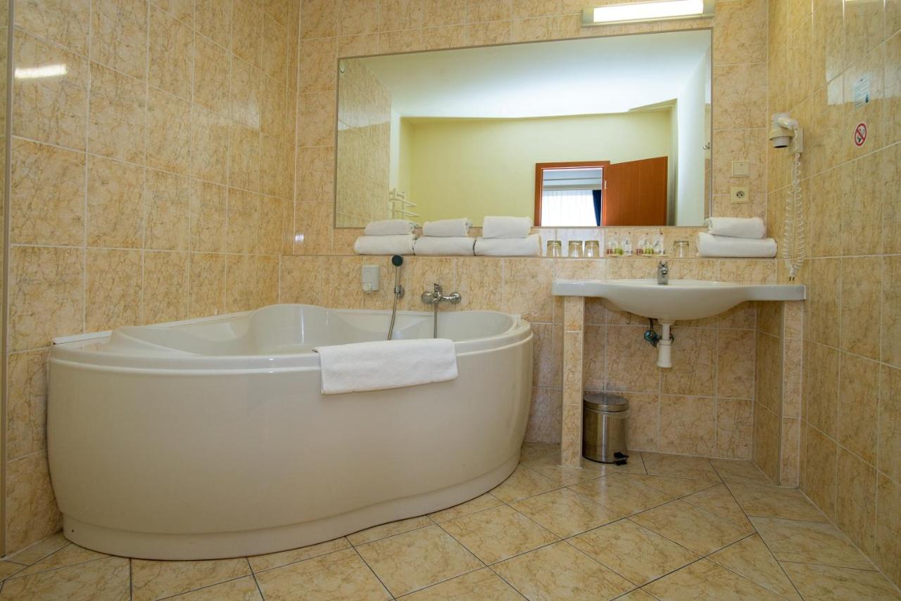 TOP HOTEL Praha photo