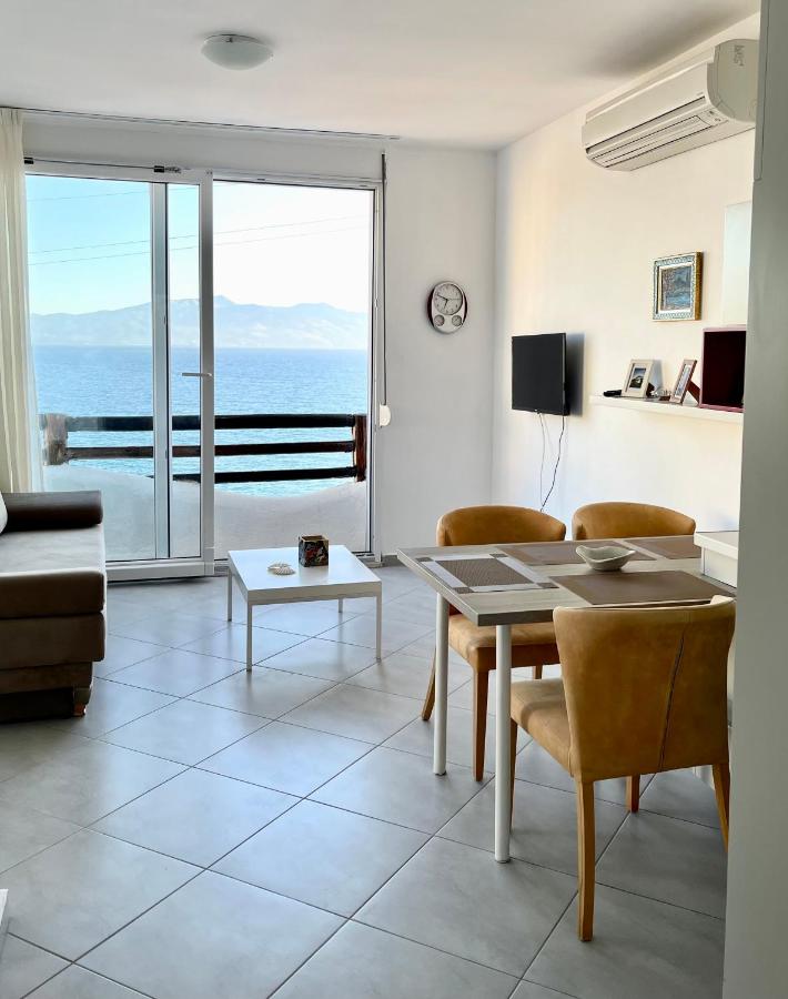 Sunny Bay Apartments photo