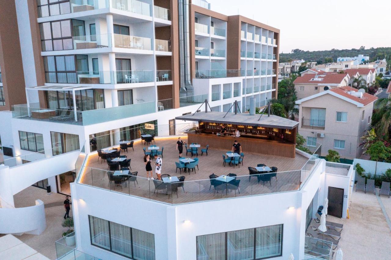 Leonardo Crystal Cove Hotel & Spa – Adults only photo