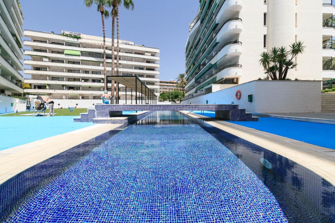 UHC MONTECARLO APARTMENTS, Salou – Updated 2022 Prices