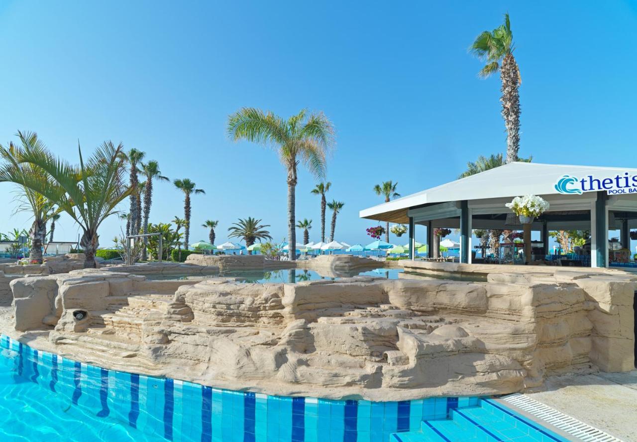 Leonardo Cypria Bay photo