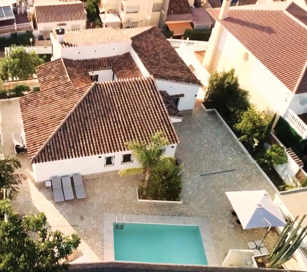 Pedregalejo Villa Sea&City with private heated pool, Málaga – Precios  actualizados 2023