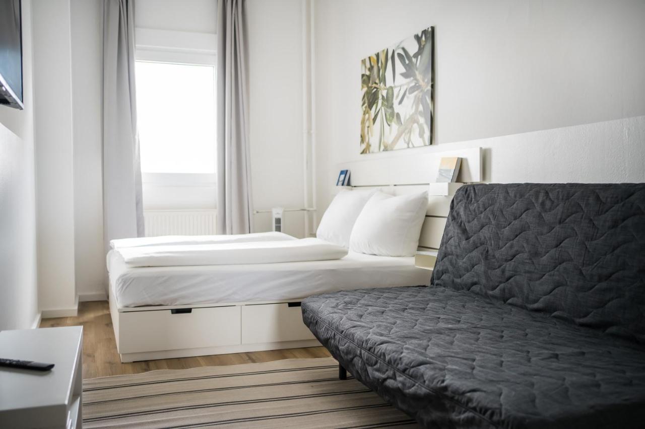 Spacious Apartment in Berlin Mitte for 6 - 2