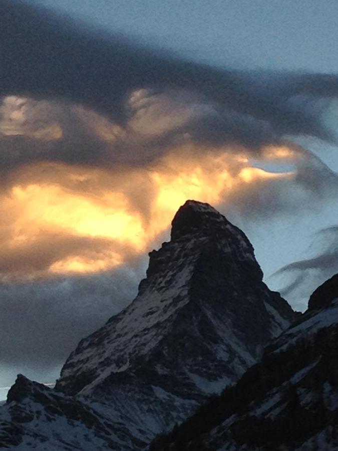 Haus Fleckstein Zermatt Wohnung Karibu photo