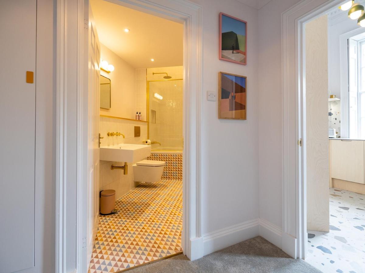 Stunning one bed apartment in central location - Pass the Keys - 4