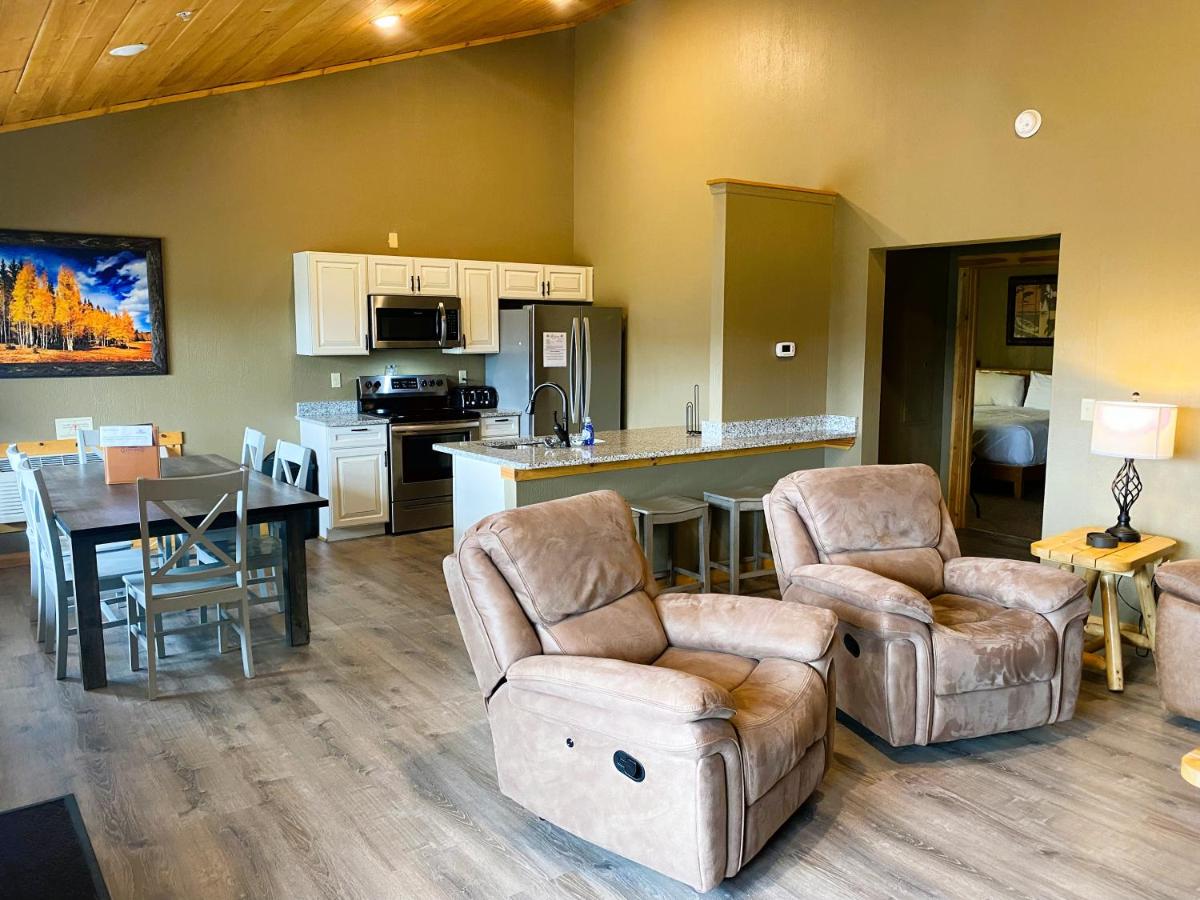 The Lodges at Sunset Village — photo 19