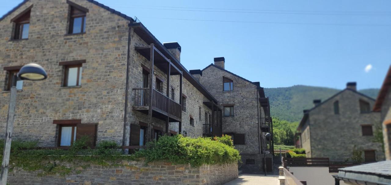 Apartamento El Abedul Luga 23 Castiello de Jaca, Castiello de ...