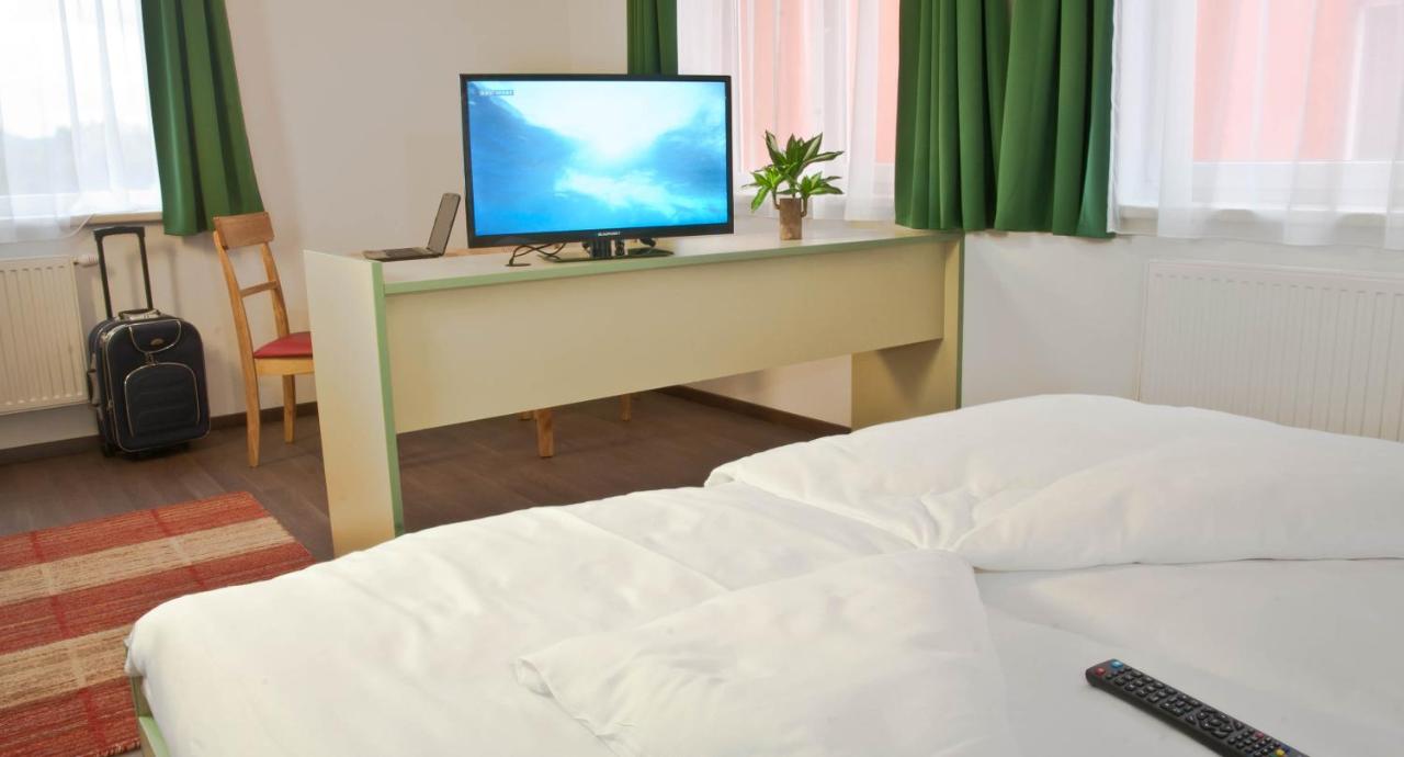 Winrooms Seminar Hotel & Apartments photo