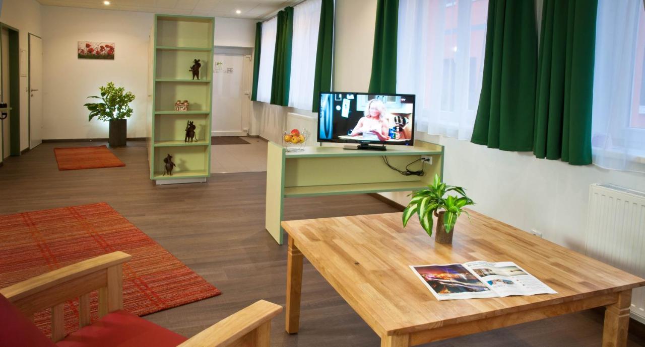 Winrooms Seminar Hotel & Apartments photo