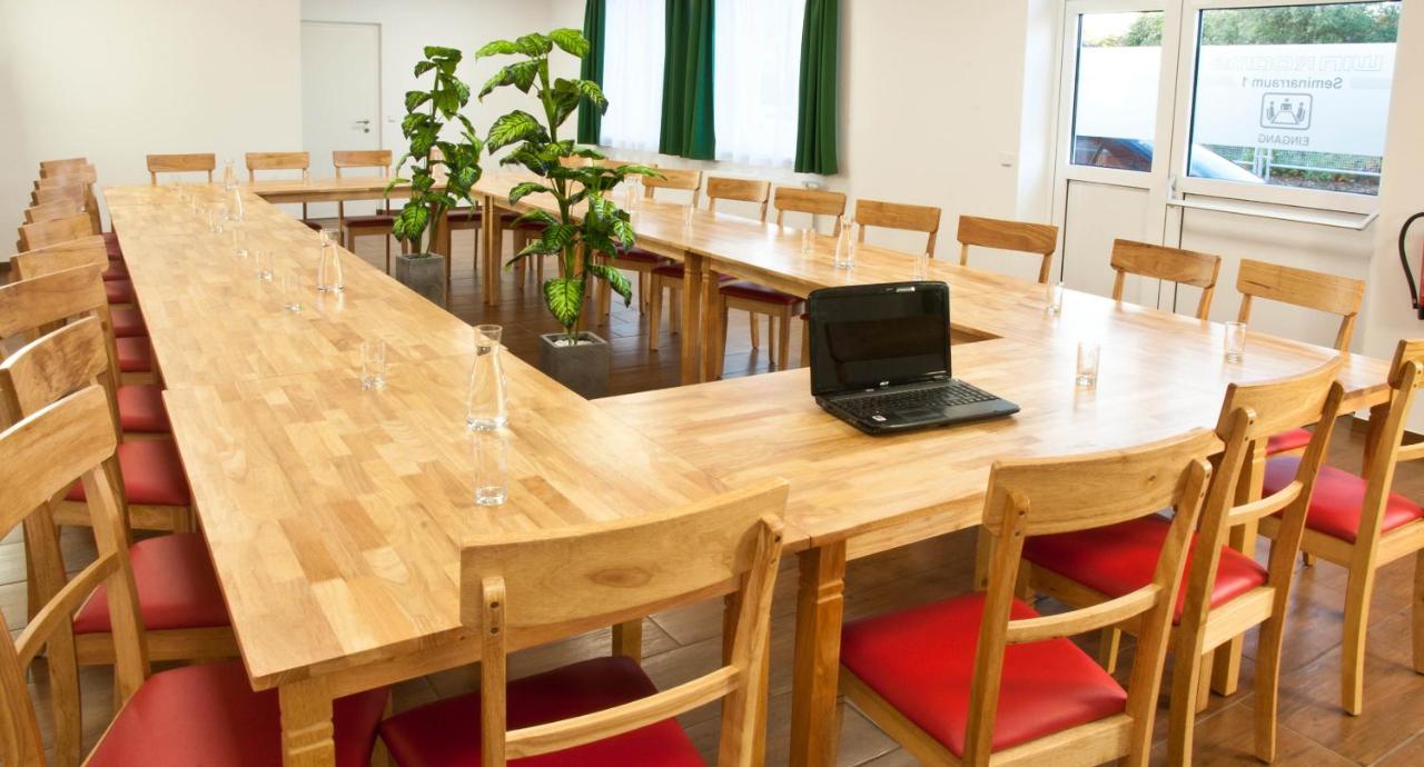 Winrooms Seminar Hotel & Apartments photo