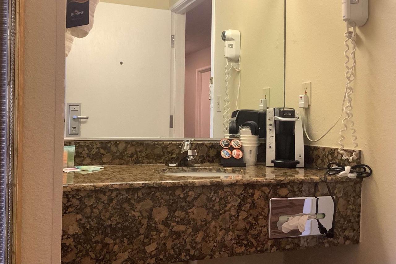 Baymont Inn & Suites by Wyndham Holbrook — photo 15