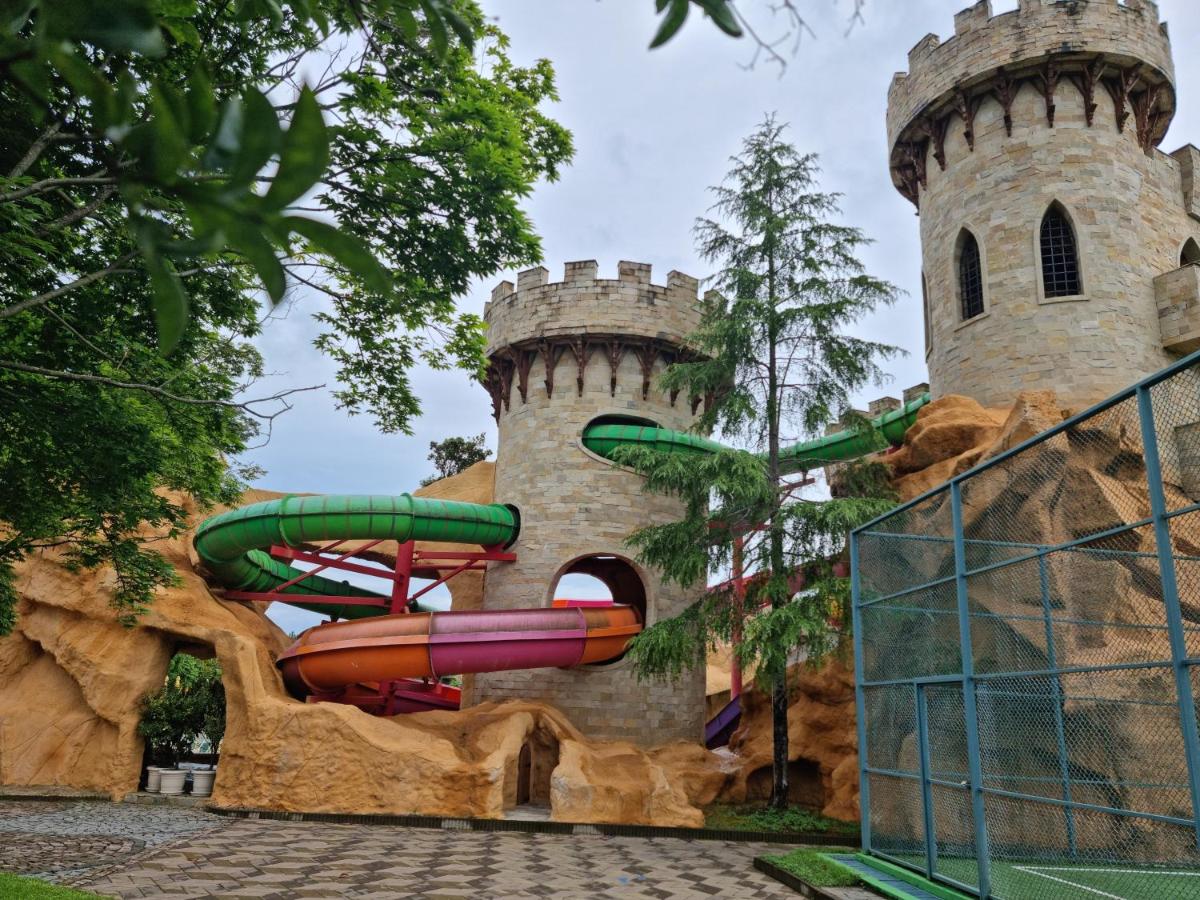 Park wodny: Dreamland Oasis Chakvi