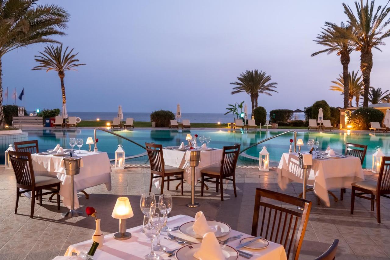 Constantinou Bros Athena Beach Hotel photo