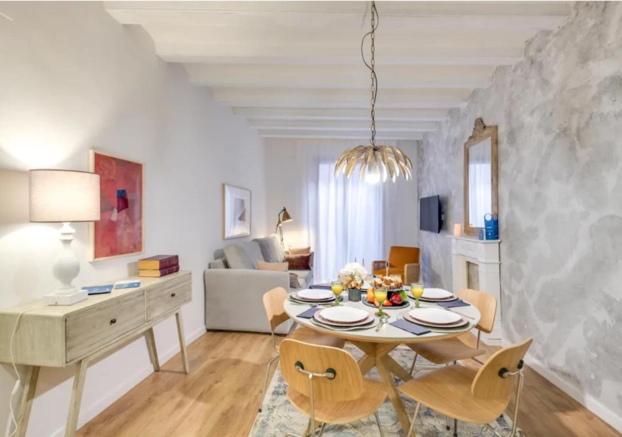 Sweett - The Gothic - 3