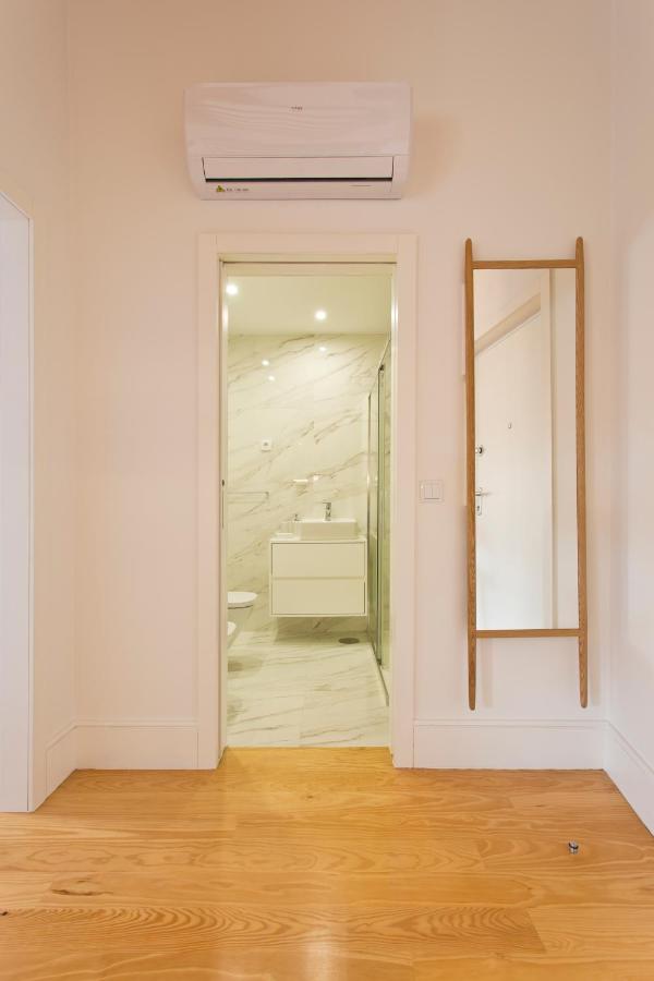 BOUTIQUE Rentals-THE ALMA Apt w/ balcony - 3