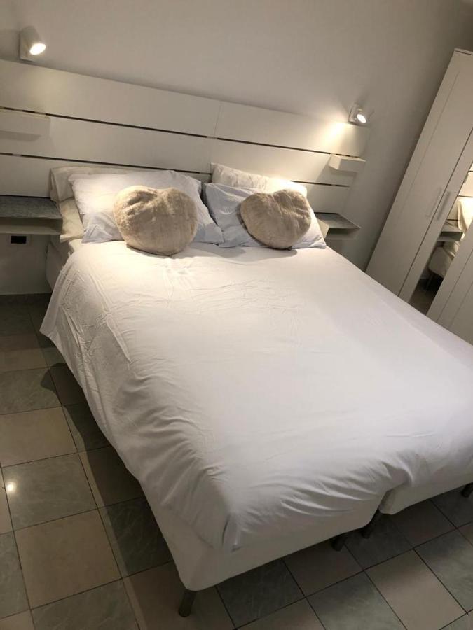 Venezia, 700mt to station, free parking, Shuttle Airport, Train Station, Via Napoli 71