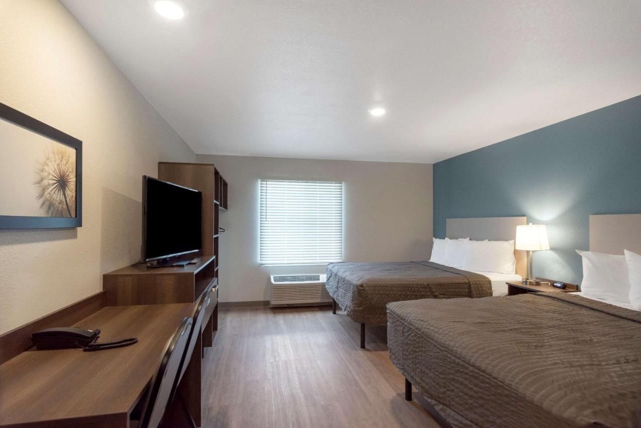 WoodSpring Suites Colorado Springs North - Air Force Academy — photo 22