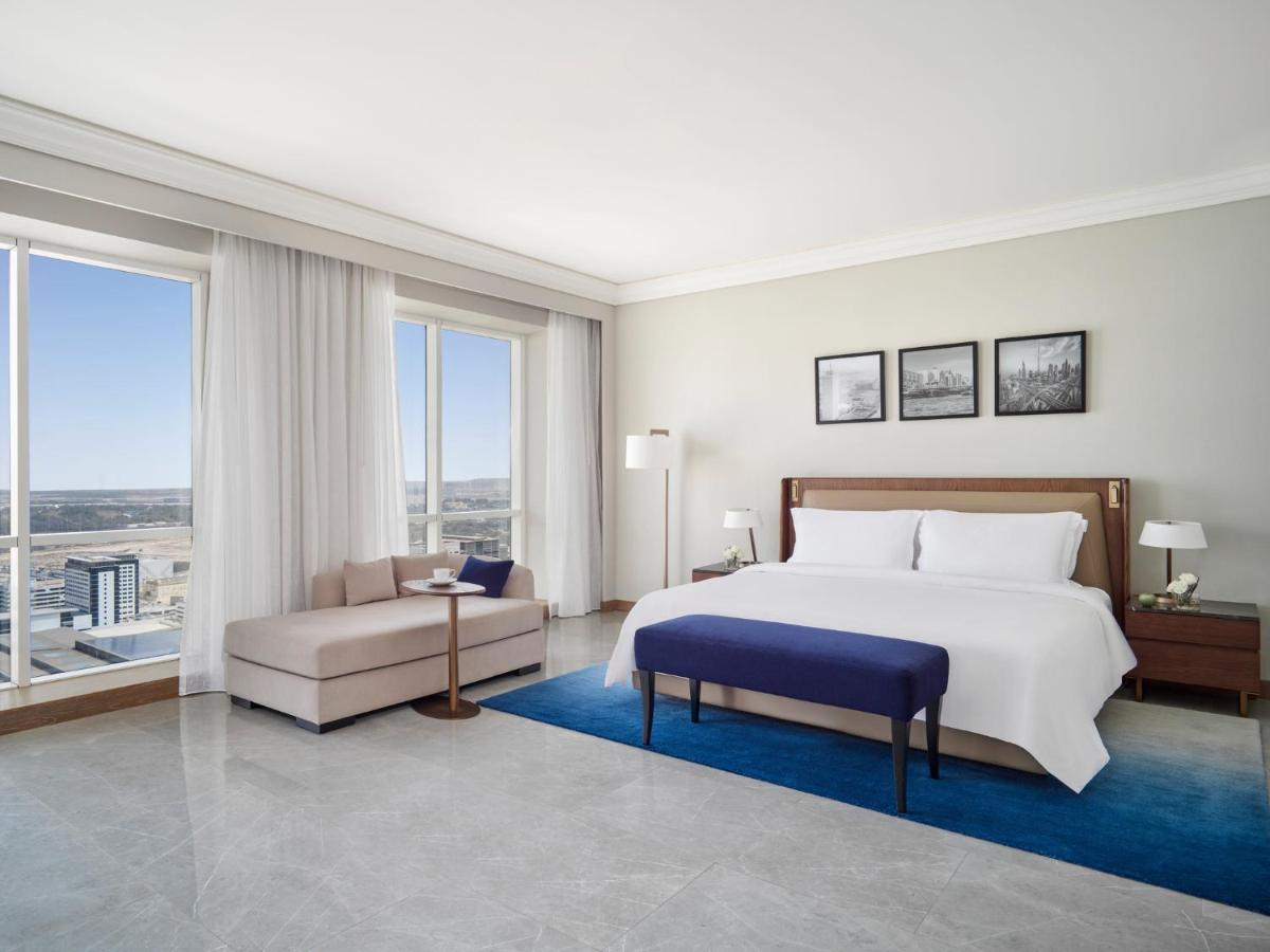 Fairmont Dubai photo