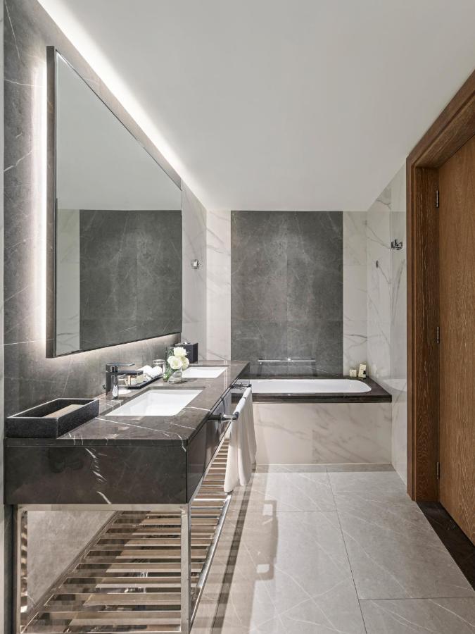 Fairmont Dubai photo