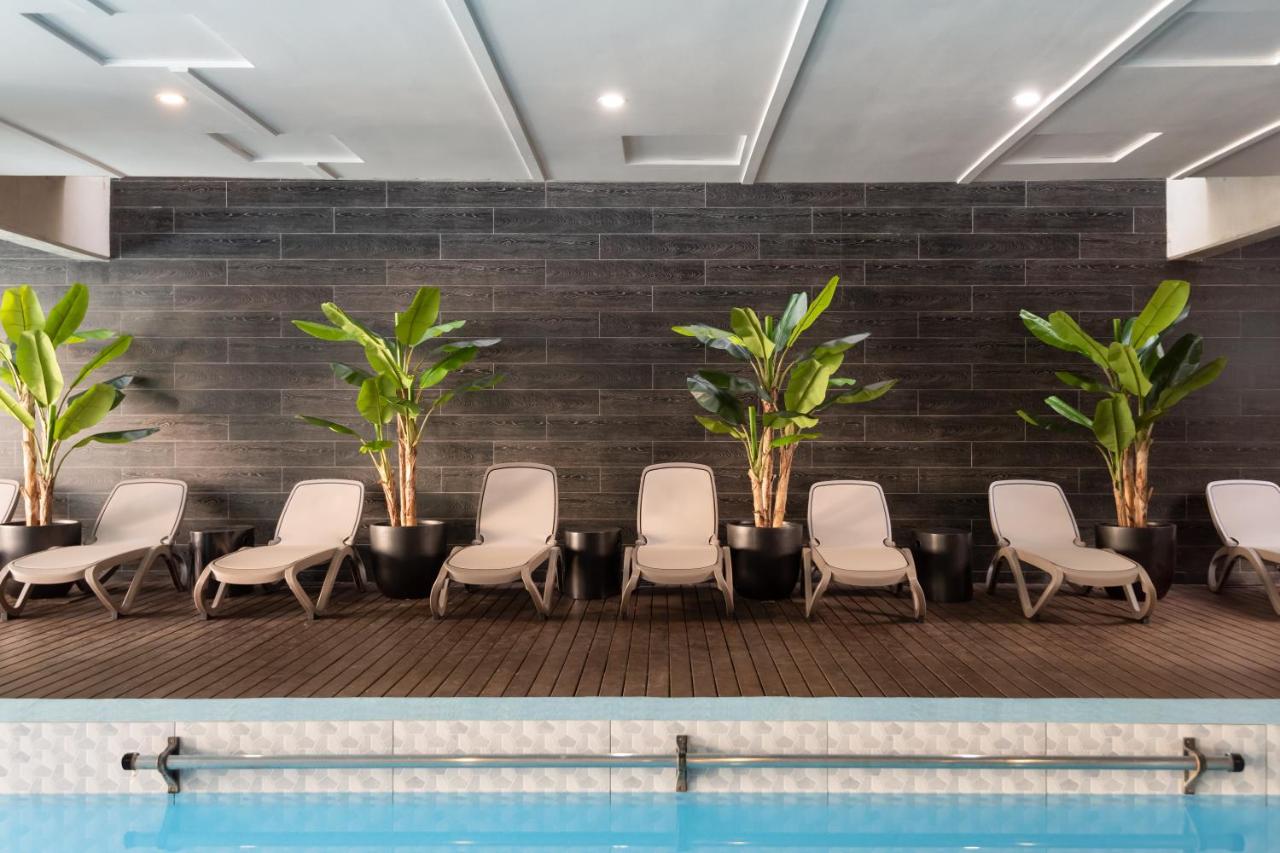 Wyndham Santiago Pettra photo