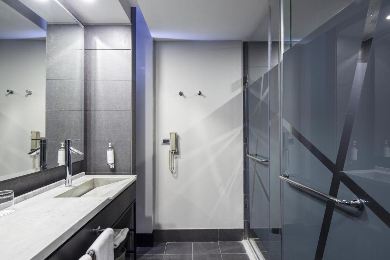 Wyndham Santiago Pettra photo