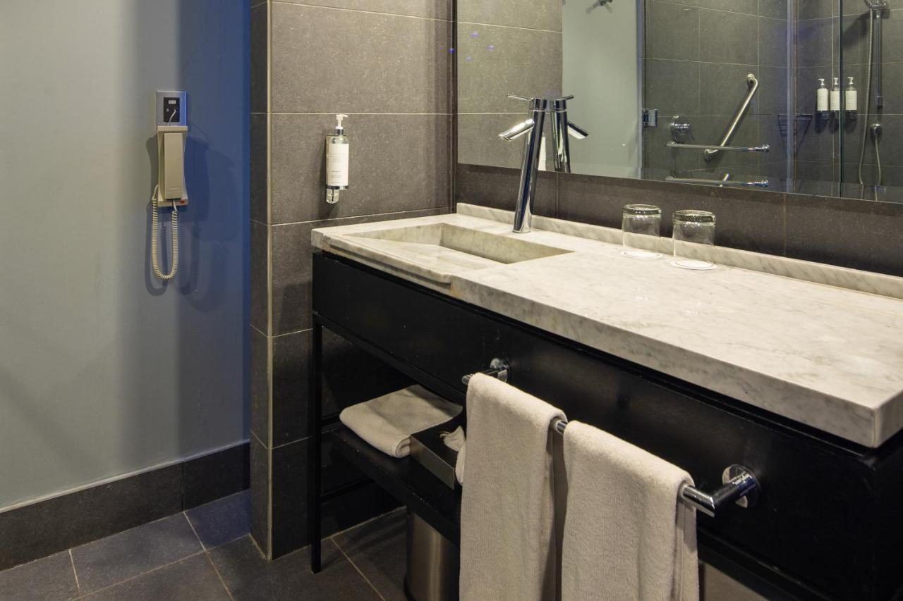 Wyndham Santiago Pettra photo