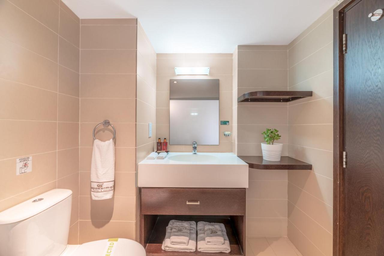 Napa Mermaid Hotel & Suites photo