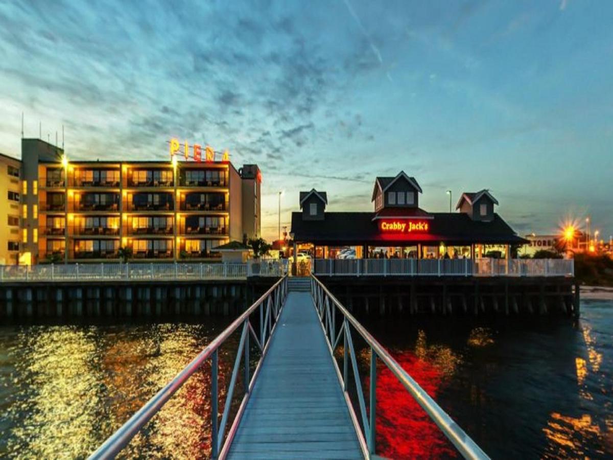 Pier 4 Hotel — photo 19