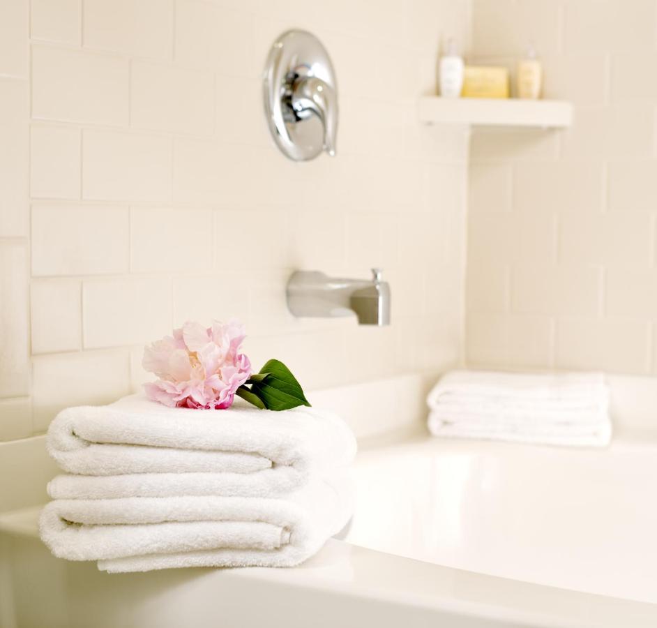 Ayres Suites Ontario at the Mills Mall - Rancho Cucamonga — photo 3