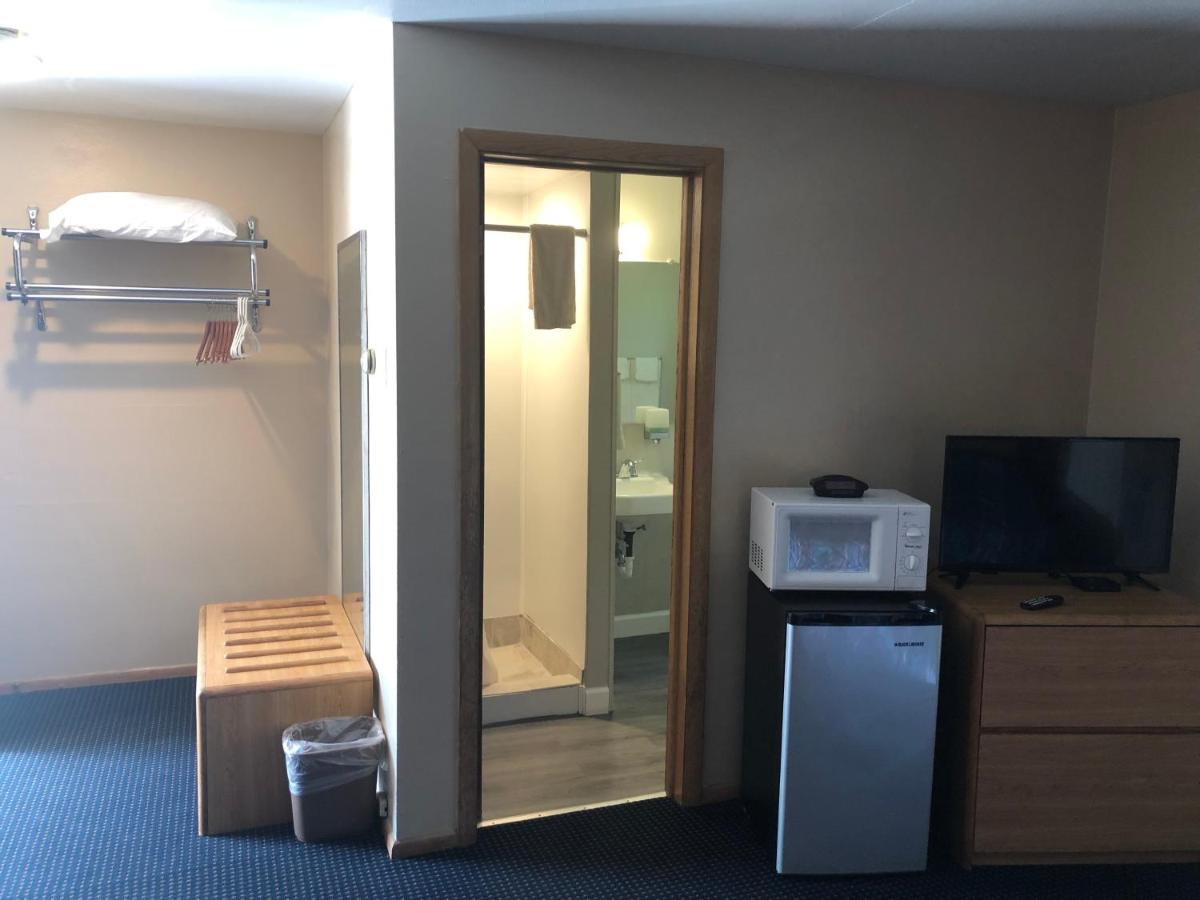 Parkway Motel — photo 4