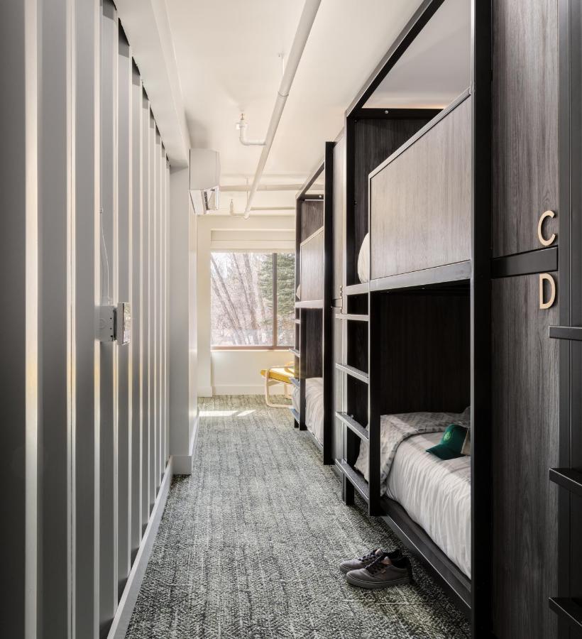 The Block Hotel & Commons — photo 10