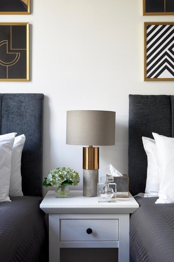 Aisiki Living at Upton Rd, Multiple 1, 2, or 3 Bedroom Apartments, King or Twin beds with FREE WIFI and FREE PARKING photo