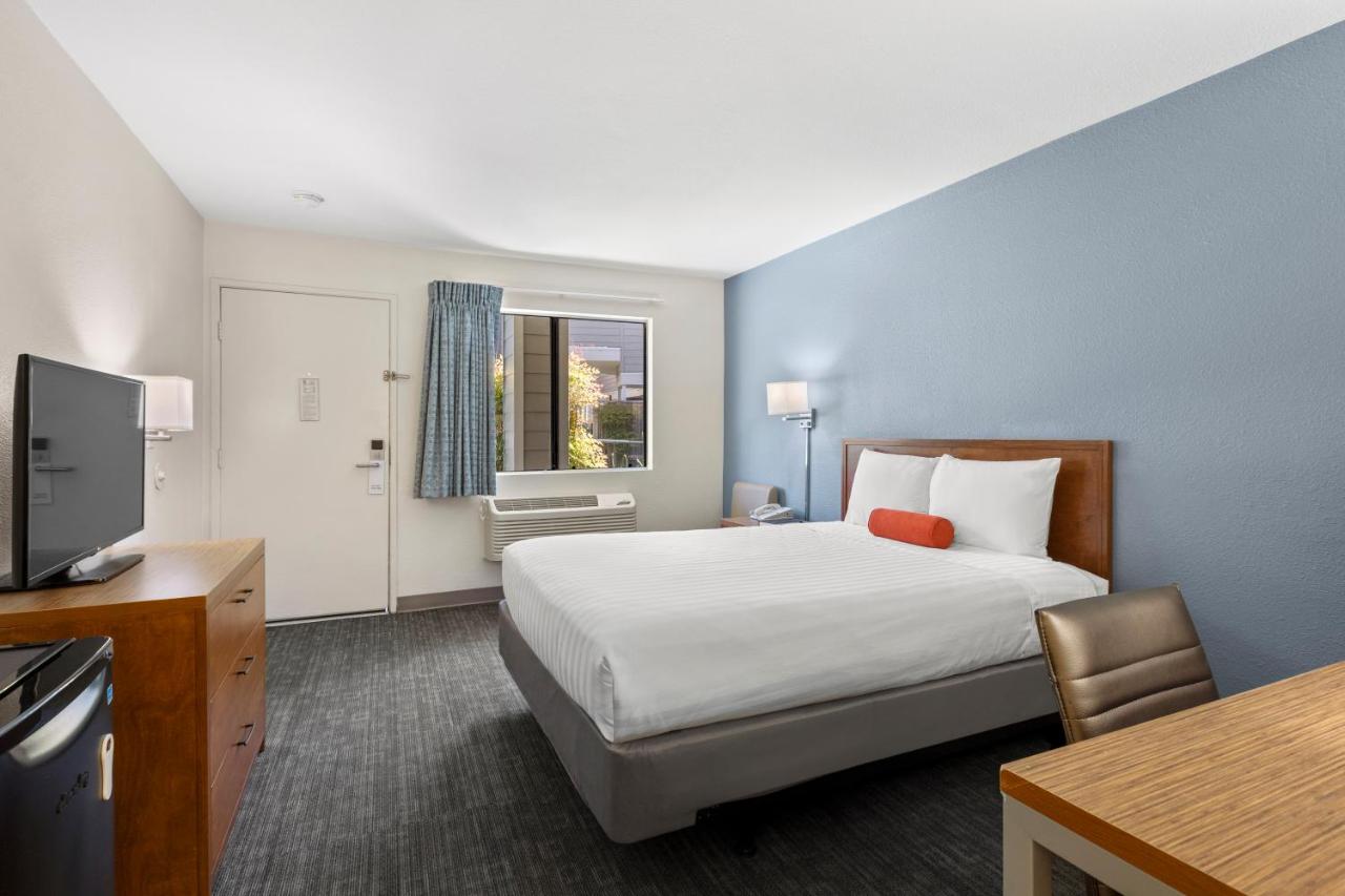 Good Nite Inn Calabasas — photo 11