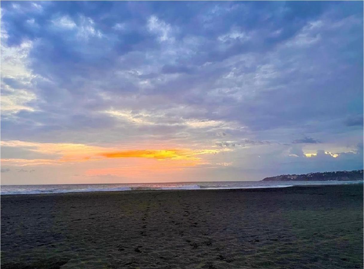 Beach: Playa Bruja Zicatela