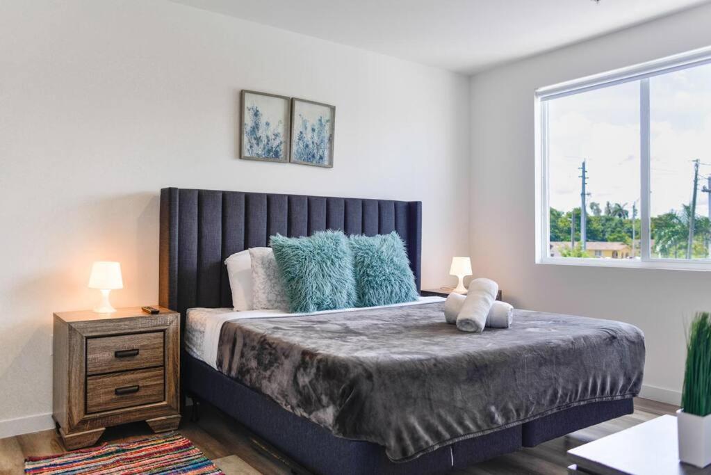 Awesome 3BR Townhouse 15minutes from the Beach - 5