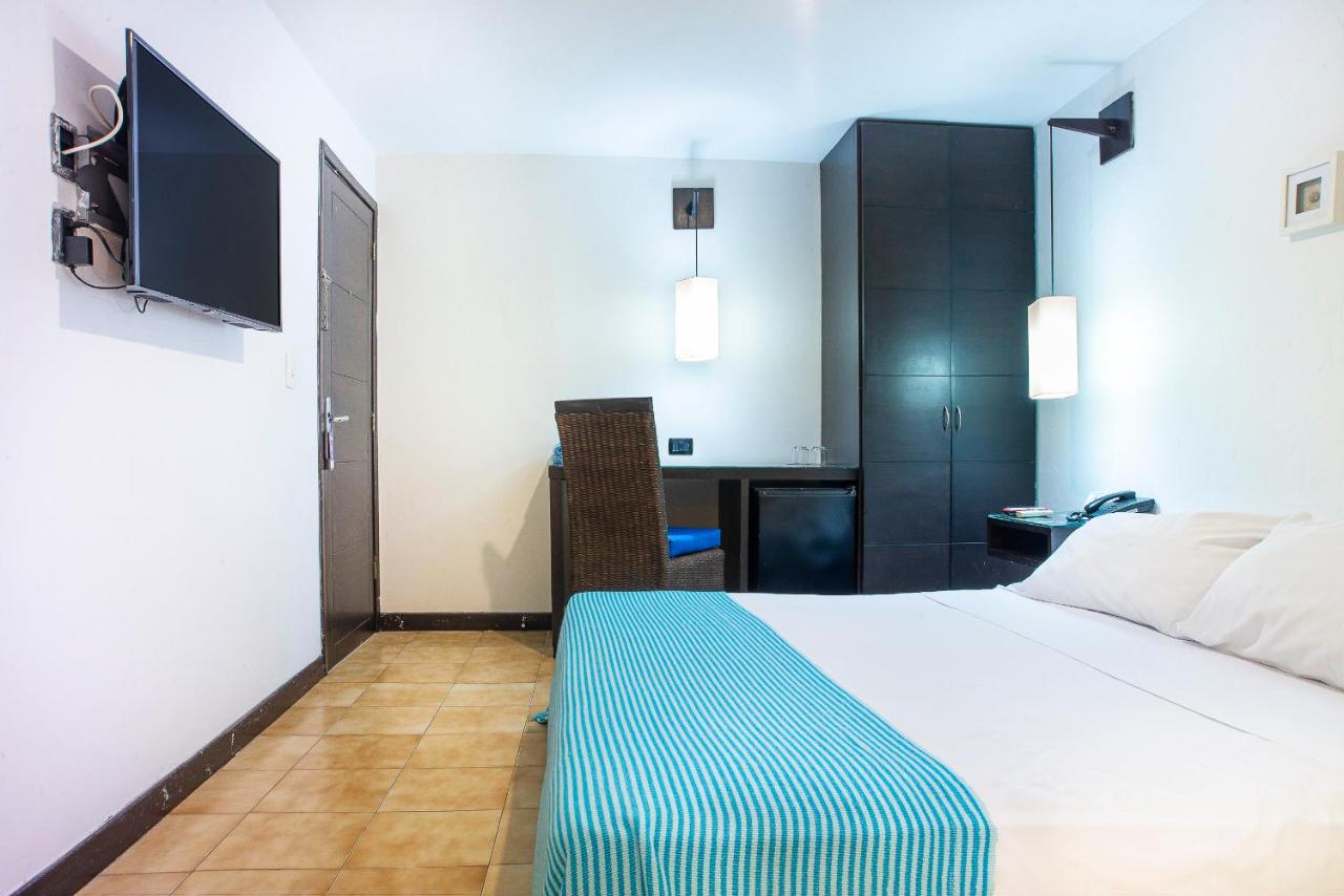 Santorini Hotel Boutique photo