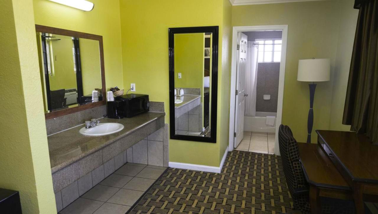 Imperial Motel — photo 2