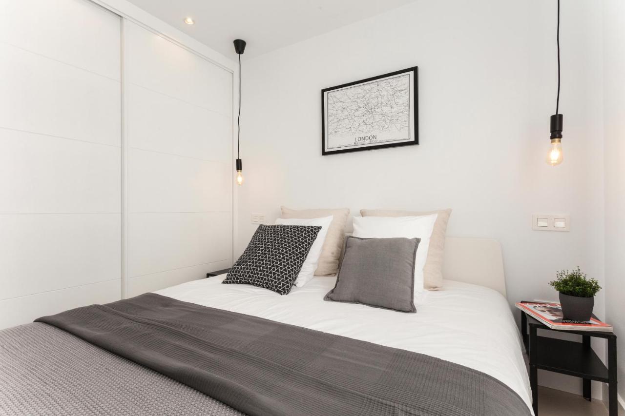 Seaview flat with Sunny Balcony - Central Marbella, Marbella ...