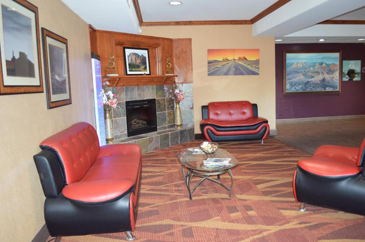 First Choice Inn at the Swell — photo 13