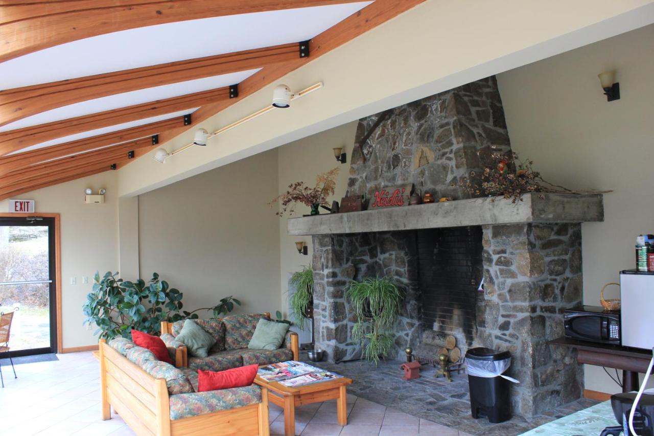 Heidi's Inn — photo 10