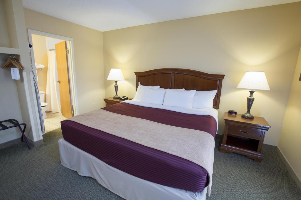 Lake Lodge Kosher Resort — photo 18