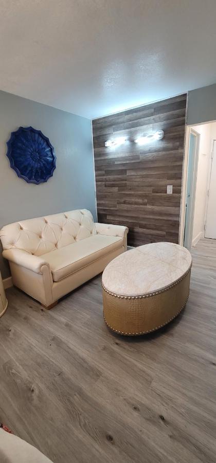 Dragonfly Inn & Suites — photo 20