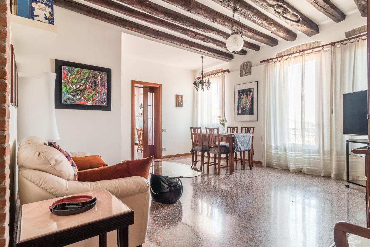 Colombina House close to the Train Station - 5