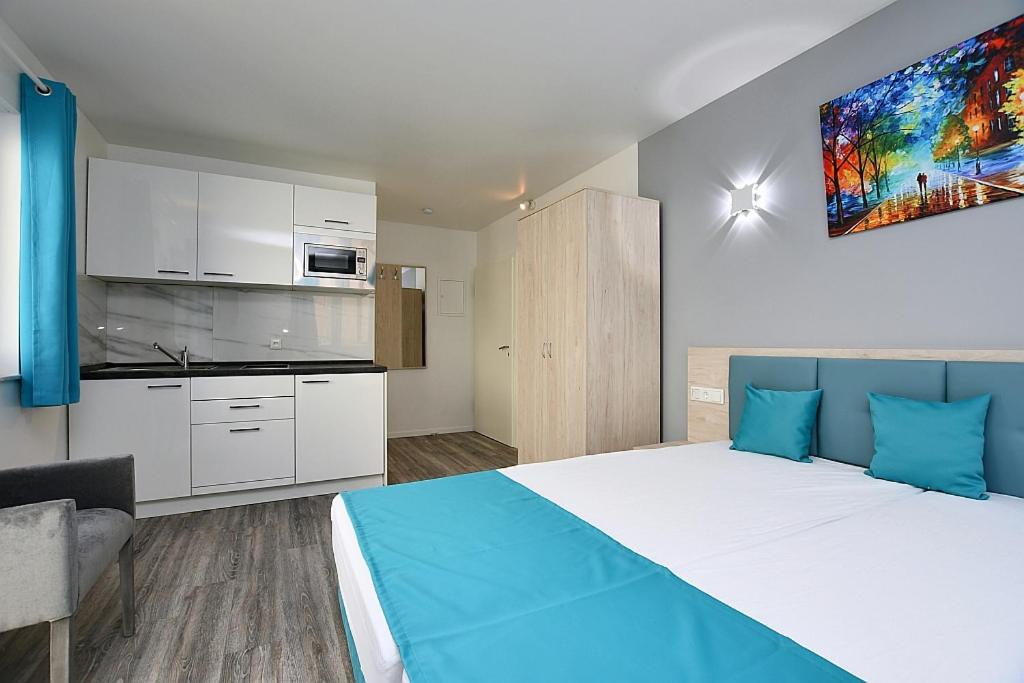 City-Hotel Zuffenhausen - Apartments