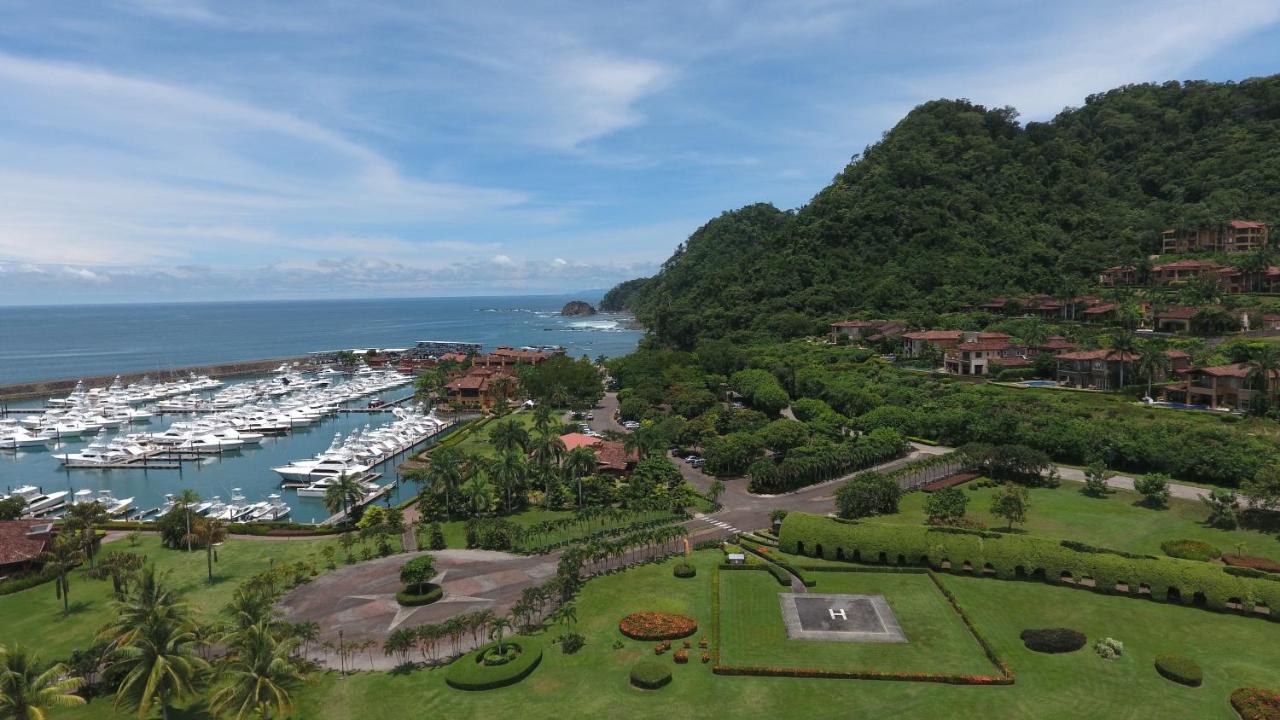 Stay In CR Los Sueños Condos photo