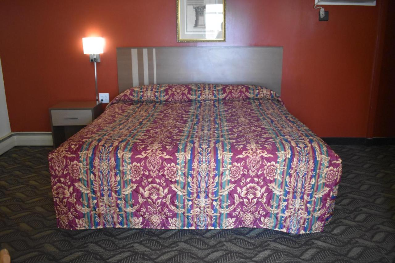 Pittsburgh Motel — photo 11