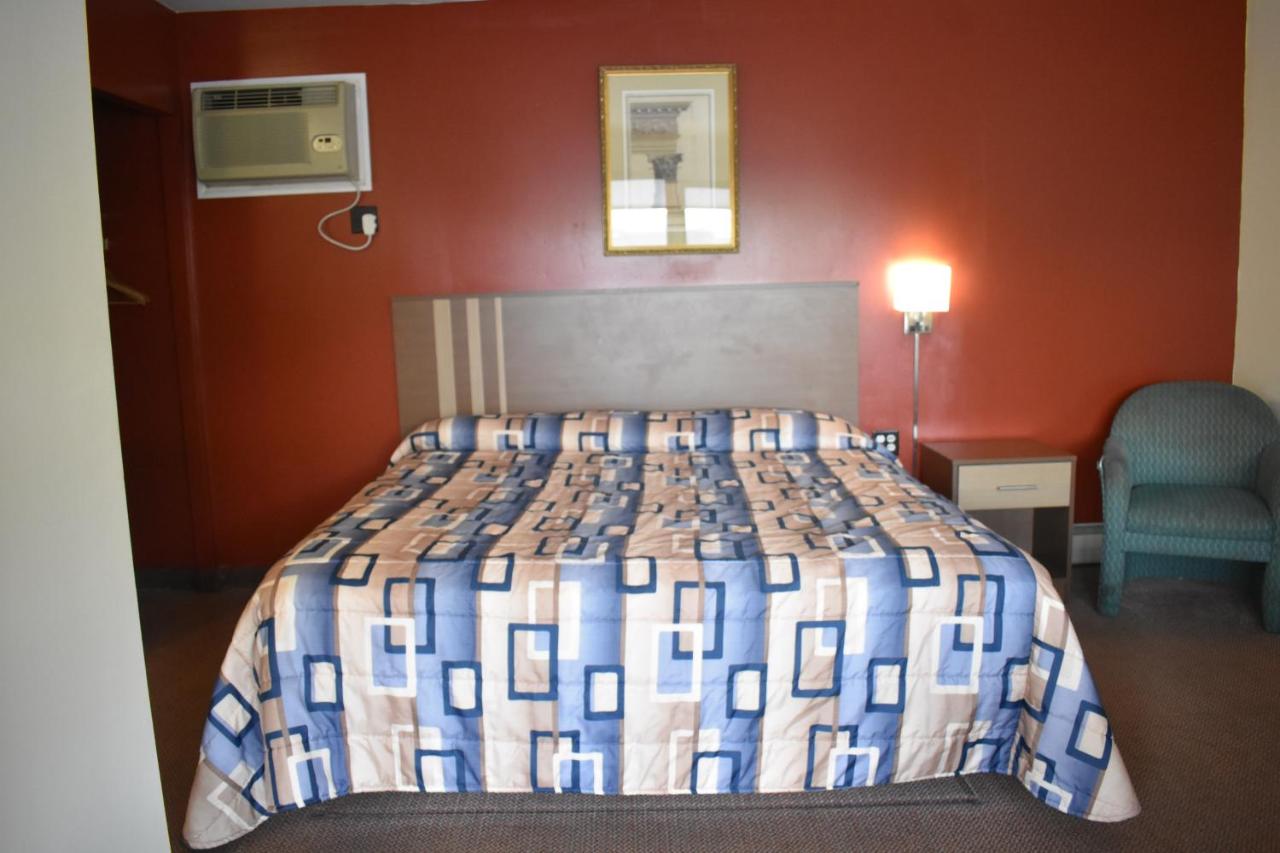Pittsburgh Motel — photo 17